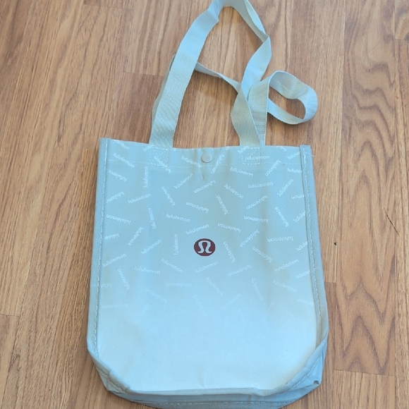 Lululemon Athletica Baseball Hat NWT & Giftbag - Picture 14 of 15